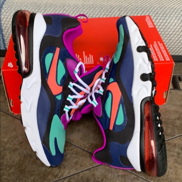 NIKE AIR MAX 270 REACT GS - Picture 6 of 16